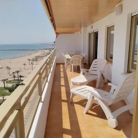 Frente A La Playa Lejlighed *